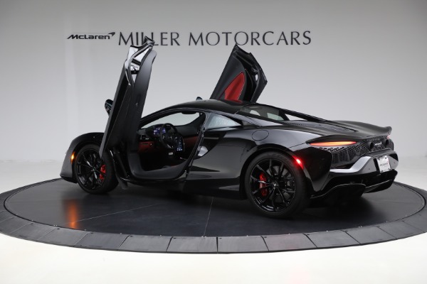 Used 2024 McLaren Artura TechLux for sale $196,900 at Rolls-Royce Motor Cars Greenwich in Greenwich CT 06830 16