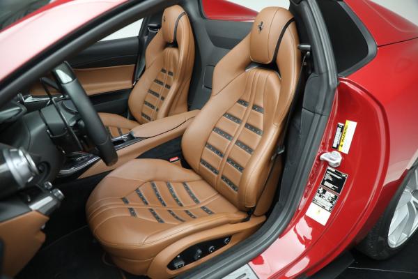 Used 2022 Ferrari 812 GTS for sale $559,900 at Rolls-Royce Motor Cars Greenwich in Greenwich CT 06830 15