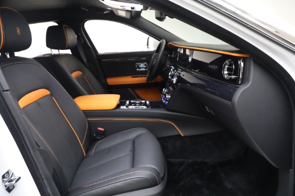 Used 2023 Rolls-Royce Ghost for sale $295,900 at Rolls-Royce Motor Cars Greenwich in Greenwich CT 06830 19