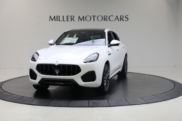 Used 2025 Maserati Grecale Modena for sale $61,116 at Rolls-Royce Motor Cars Greenwich in Greenwich CT 06830 12