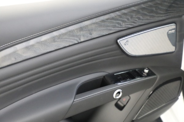 Used 2025 Maserati Grecale Modena for sale $61,116 at Rolls-Royce Motor Cars Greenwich in Greenwich CT 06830 22