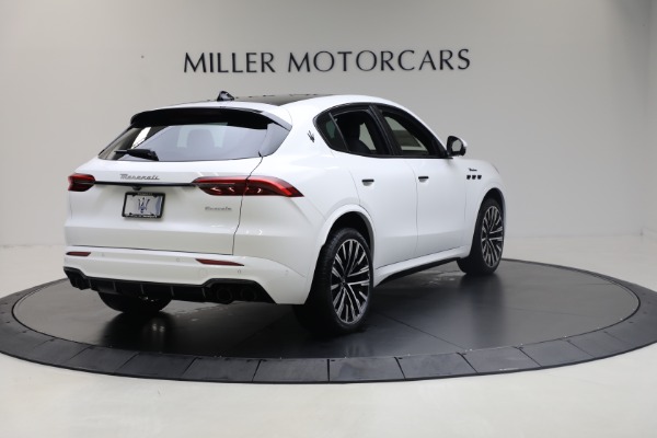 Used 2025 Maserati Grecale Modena for sale $61,116 at Rolls-Royce Motor Cars Greenwich in Greenwich CT 06830 6