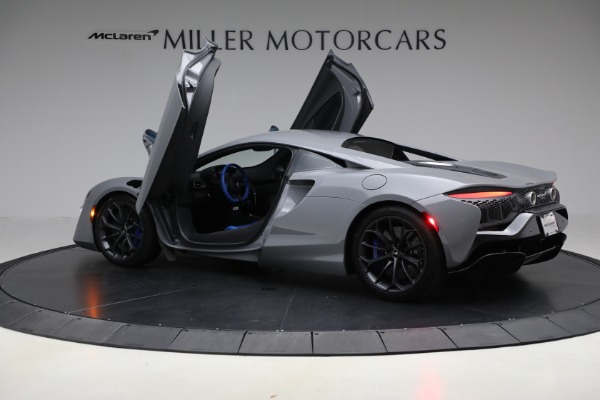 Used 2023 McLaren Artura for sale $184,900 at Rolls-Royce Motor Cars Greenwich in Greenwich CT 06830 16