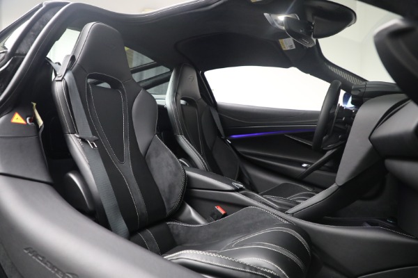 Used 2026 McLaren 750S TechLux for sale $379,900 at Rolls-Royce Motor Cars Greenwich in Greenwich CT 06830 19