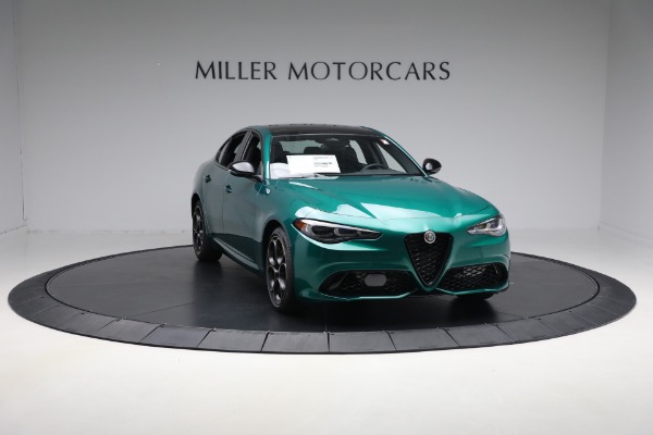 New 2025 Alfa Romeo Giulia Intensa for sale $50,568 at Rolls-Royce Motor Cars Greenwich in Greenwich CT 06830 11