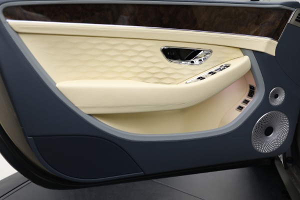 New 2026 Bentley Continental GTC Mulliner for sale $446,155 at Rolls-Royce Motor Cars Greenwich in Greenwich CT 06830 21