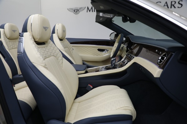 New 2026 Bentley Continental GTC Mulliner for sale $446,155 at Rolls-Royce Motor Cars Greenwich in Greenwich CT 06830 28