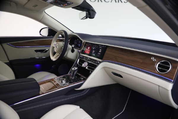 New 2026 Bentley Flying Spur for sale $281,720 at Rolls-Royce Motor Cars Greenwich in Greenwich CT 06830 22