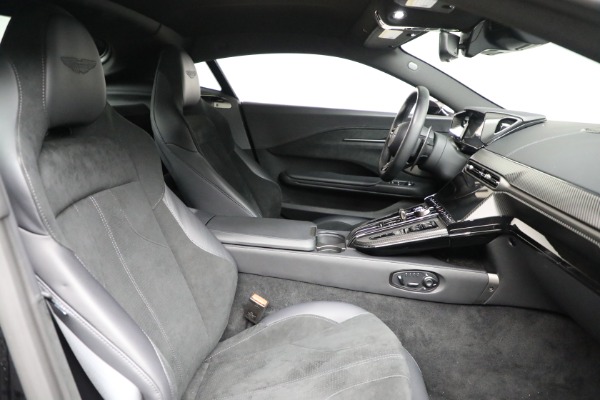 Used 2025 Aston Martin Vantage for sale $189,900 at Rolls-Royce Motor Cars Greenwich in Greenwich CT 06830 25