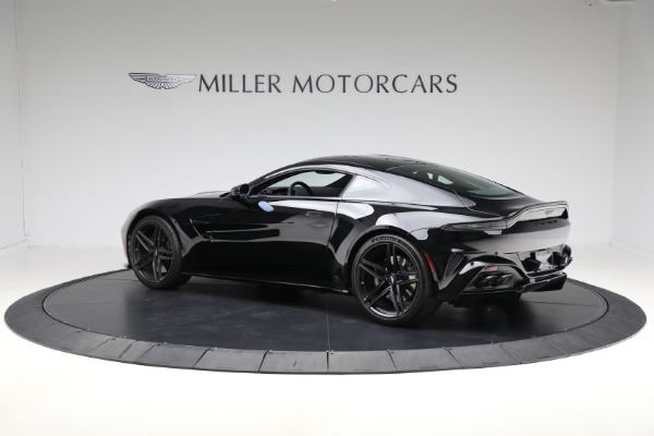 Used 2025 Aston Martin Vantage for sale $189,900 at Rolls-Royce Motor Cars Greenwich in Greenwich CT 06830 4
