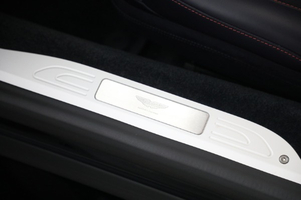 New 2026 Aston Martin Vantage Roadster for sale $253,800 at Rolls-Royce Motor Cars Greenwich in Greenwich CT 06830 28