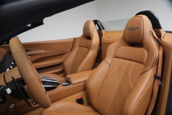 New 2026 Aston Martin Vantage Roadster for sale $260,300 at Rolls-Royce Motor Cars Greenwich in Greenwich CT 06830 25