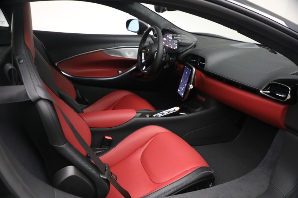 New 2026 McLaren Artura TechLux for sale $298,400 at Rolls-Royce Motor Cars Greenwich in Greenwich CT 06830 26