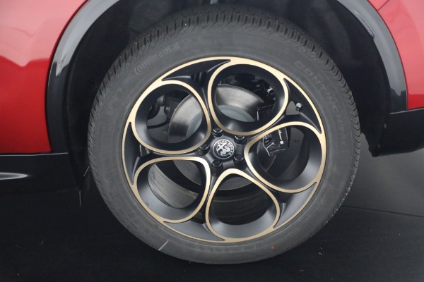 New 2025 Alfa Romeo Stelvio Intensa for sale $58,445 at Rolls-Royce Motor Cars Greenwich in Greenwich CT 06830 21