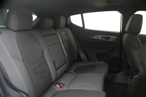Used 2025 Alfa Romeo Tonale GME for sale Sold at Rolls-Royce Motor Cars Greenwich in Greenwich CT 06830 20
