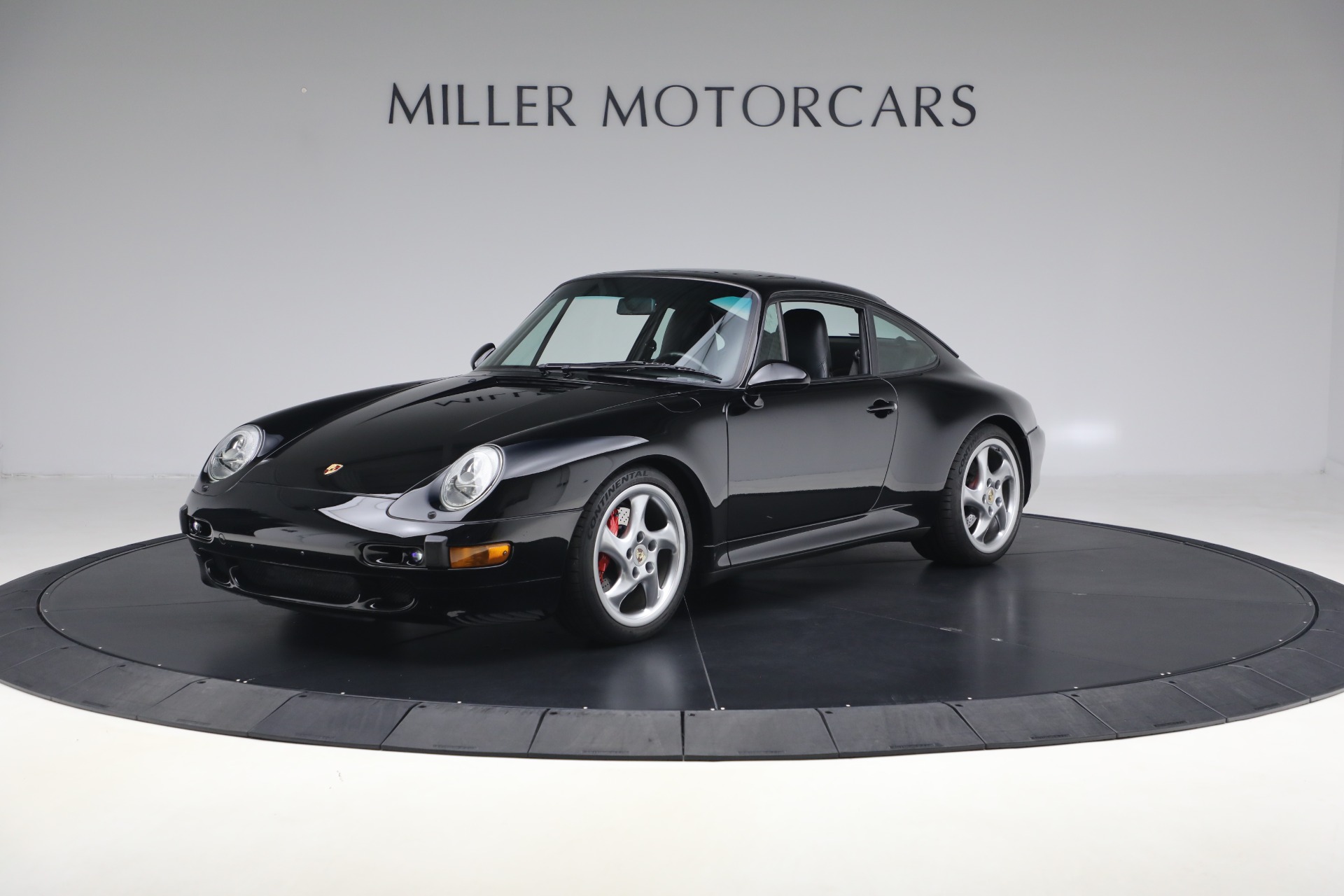 Used 1997 Porsche 911 Carrera for sale $275,900 at Rolls-Royce Motor Cars Greenwich in Greenwich CT 06830 1