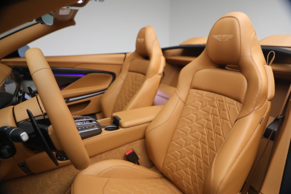 New 2026 Aston Martin Vanquish Volante for sale $581,800 at Rolls-Royce Motor Cars Greenwich in Greenwich CT 06830 27