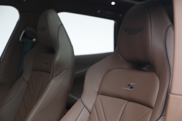 New 2026 Aston Martin DBX S for sale $274,900 at Rolls-Royce Motor Cars Greenwich in Greenwich CT 06830 20