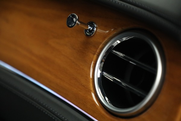 Used 2024 Bentley Continental GT Edition 8 for sale $210,900 at Rolls-Royce Motor Cars Greenwich in Greenwich CT 06830 27