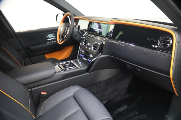 Used 2026 Rolls-Royce Black Badge Cullinan for sale $512,900 at Rolls-Royce Motor Cars Greenwich in Greenwich CT 06830 20