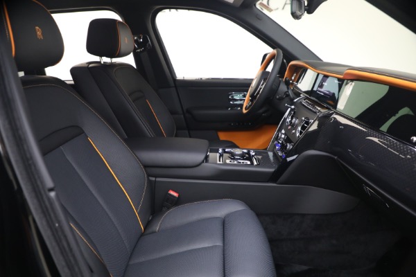 Used 2026 Rolls-Royce Black Badge Cullinan for sale $512,900 at Rolls-Royce Motor Cars Greenwich in Greenwich CT 06830 21