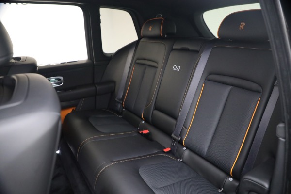 Used 2026 Rolls-Royce Black Badge Cullinan for sale $512,900 at Rolls-Royce Motor Cars Greenwich in Greenwich CT 06830 23