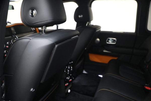Used 2026 Rolls-Royce Black Badge Cullinan for sale $512,900 at Rolls-Royce Motor Cars Greenwich in Greenwich CT 06830 27