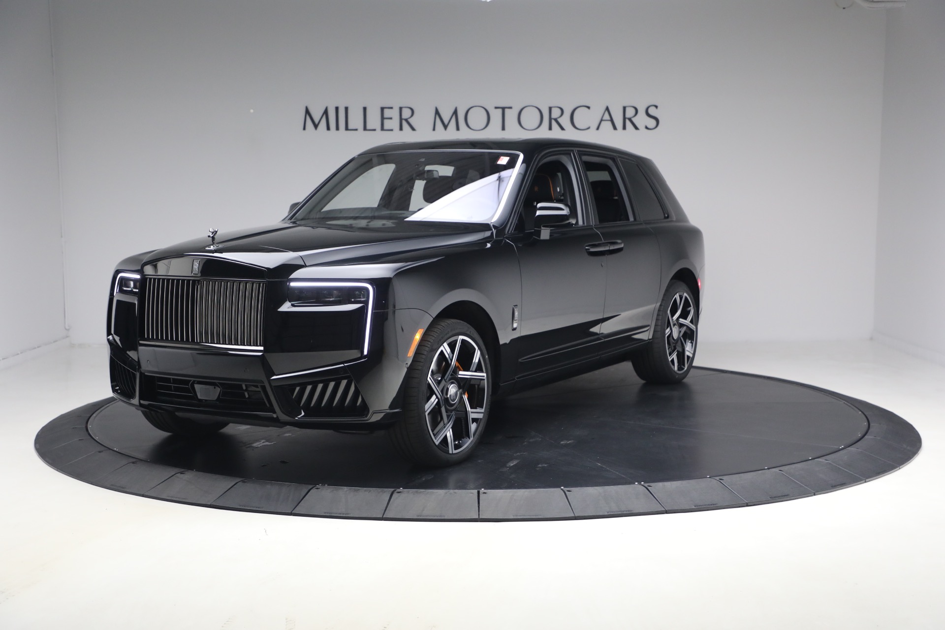 Used 2026 Rolls-Royce Black Badge Cullinan for sale $512,900 at Rolls-Royce Motor Cars Greenwich in Greenwich CT 06830 1