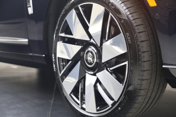 New 2026 Rolls-Royce Cullinan for sale Call for price at Rolls-Royce Motor Cars Greenwich in Greenwich CT 06830 14