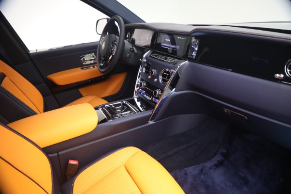 New 2026 Rolls-Royce Cullinan for sale Call for price at Rolls-Royce Motor Cars Greenwich in Greenwich CT 06830 18