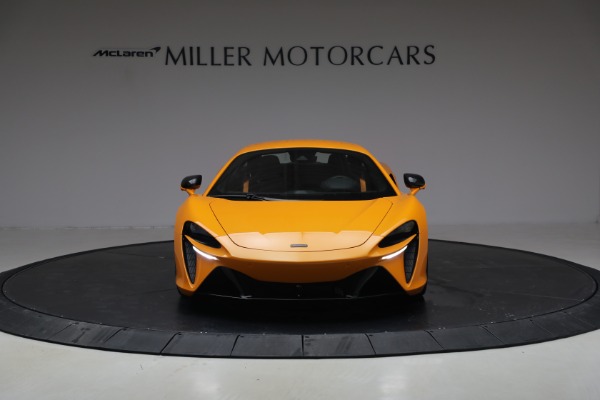 New 2026 McLaren Artura TechLux for sale $314,250 at Rolls-Royce Motor Cars Greenwich in Greenwich CT 06830 12