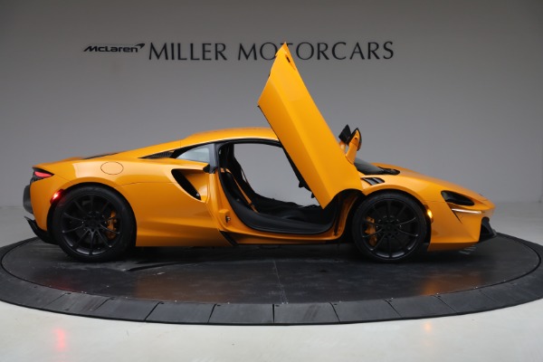New 2026 McLaren Artura TechLux for sale $314,250 at Rolls-Royce Motor Cars Greenwich in Greenwich CT 06830 18