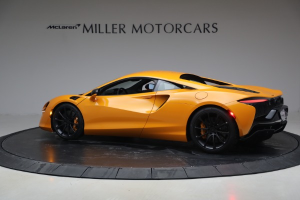 New 2026 McLaren Artura TechLux for sale $314,250 at Rolls-Royce Motor Cars Greenwich in Greenwich CT 06830 4