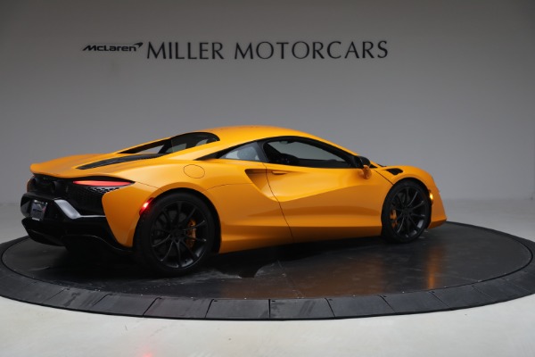 New 2026 McLaren Artura TechLux for sale $314,250 at Rolls-Royce Motor Cars Greenwich in Greenwich CT 06830 8