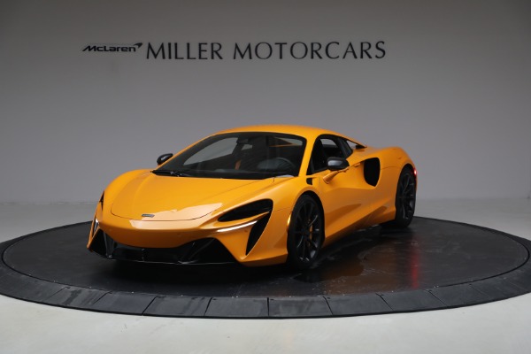 New 2026 McLaren Artura TechLux for sale $314,250 at Rolls-Royce Motor Cars Greenwich in Greenwich CT 06830 1