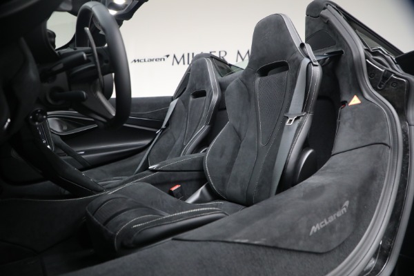 New 2026 McLaren 750S Spider Performance for sale $450,200 at Rolls-Royce Motor Cars Greenwich in Greenwich CT 06830 21
