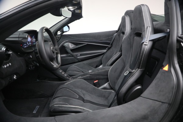 New 2026 McLaren 750S Spider Performance for sale $450,200 at Rolls-Royce Motor Cars Greenwich in Greenwich CT 06830 22