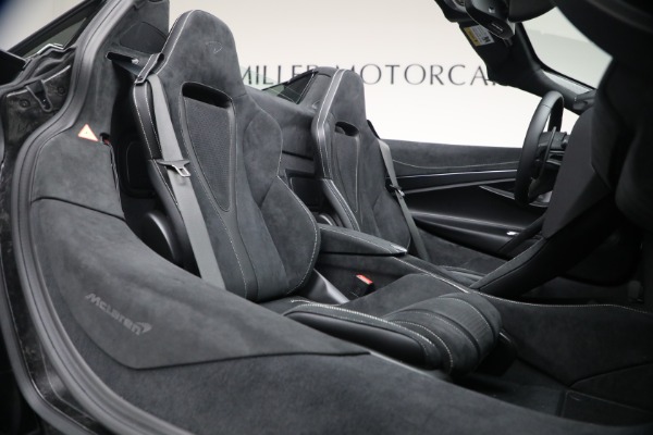 New 2026 McLaren 750S Spider Performance for sale $450,200 at Rolls-Royce Motor Cars Greenwich in Greenwich CT 06830 24