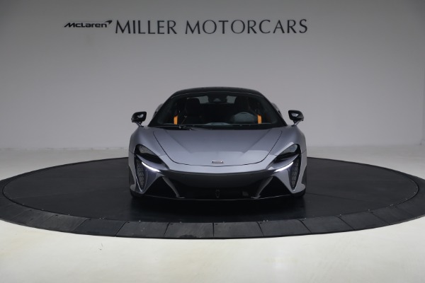 Used 2024 McLaren Artura Performance for sale $191,900 at Rolls-Royce Motor Cars Greenwich in Greenwich CT 06830 13