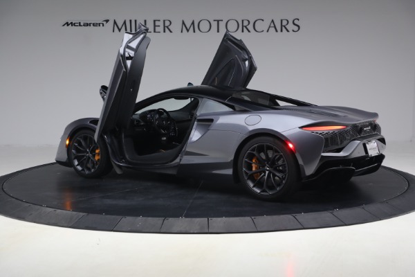 Used 2024 McLaren Artura Performance for sale $191,900 at Rolls-Royce Motor Cars Greenwich in Greenwich CT 06830 17