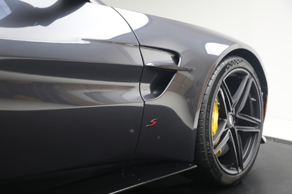 New 2026 Aston Martin Vantage S for sale $265,300 at Rolls-Royce Motor Cars Greenwich in Greenwich CT 06830 27