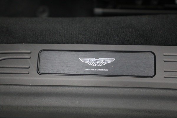 Used 2025 Aston Martin Vantage for sale $192,900 at Rolls-Royce Motor Cars Greenwich in Greenwich CT 06830 16