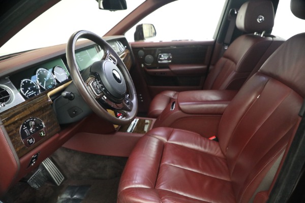 Used 2018 Rolls-Royce Phantom EWB for sale $309,900 at Rolls-Royce Motor Cars Greenwich in Greenwich CT 06830 13