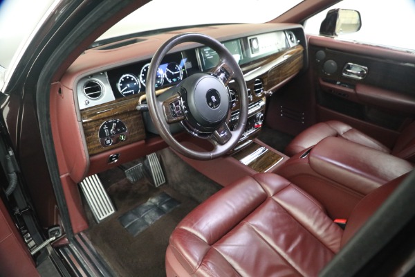 Used 2018 Rolls-Royce Phantom EWB for sale $309,900 at Rolls-Royce Motor Cars Greenwich in Greenwich CT 06830 14