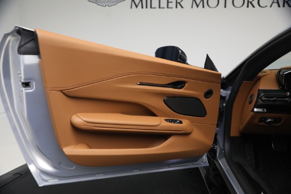 New 2026 Aston Martin Vantage S for sale $249,200 at Rolls-Royce Motor Cars Greenwich in Greenwich CT 06830 13