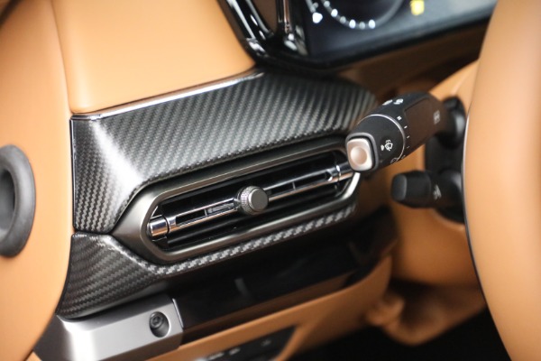 New 2026 Aston Martin Vantage S for sale $249,200 at Rolls-Royce Motor Cars Greenwich in Greenwich CT 06830 22