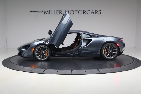 New 2026 McLaren Artura Performance for sale $305,700 at Rolls-Royce Motor Cars Greenwich in Greenwich CT 06830 14