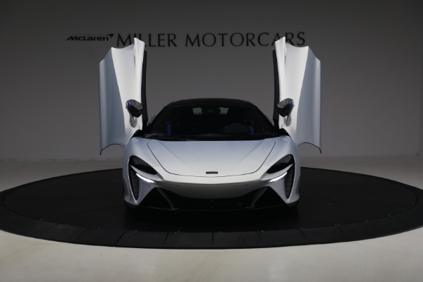 New 2026 McLaren Artura Spider Performance for sale $345,150 at Rolls-Royce Motor Cars Greenwich in Greenwich CT 06830 13
