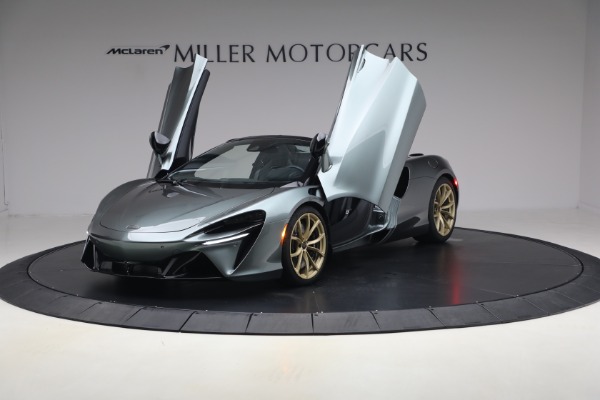 New 2026 McLaren Artura Spider Performance for sale $337,300 at Rolls-Royce Motor Cars Greenwich in Greenwich CT 06830 13