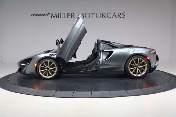 New 2026 McLaren Artura Spider Performance for sale $337,300 at Rolls-Royce Motor Cars Greenwich in Greenwich CT 06830 14